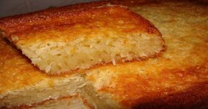 Aprende a preparar un pastel de yuca en la licuadora. ¡Suave y jugoso!