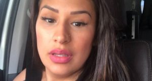 A Simone la llaman creyente de la Nutella y sus fans se preguntan: “¿Dejó la iglesia para centrarse en su carrera”?
