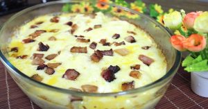 Yuca gratinada al horno con tocino… ¡Sorprende a toda la familia!